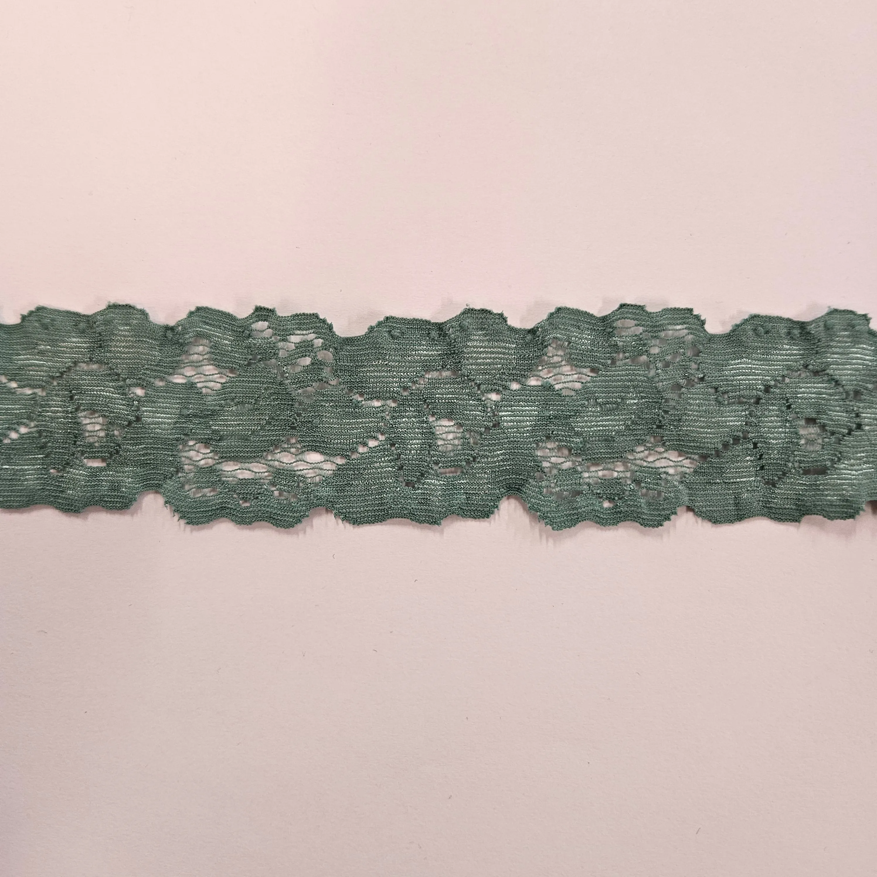 1 1/4" Stretch Lace