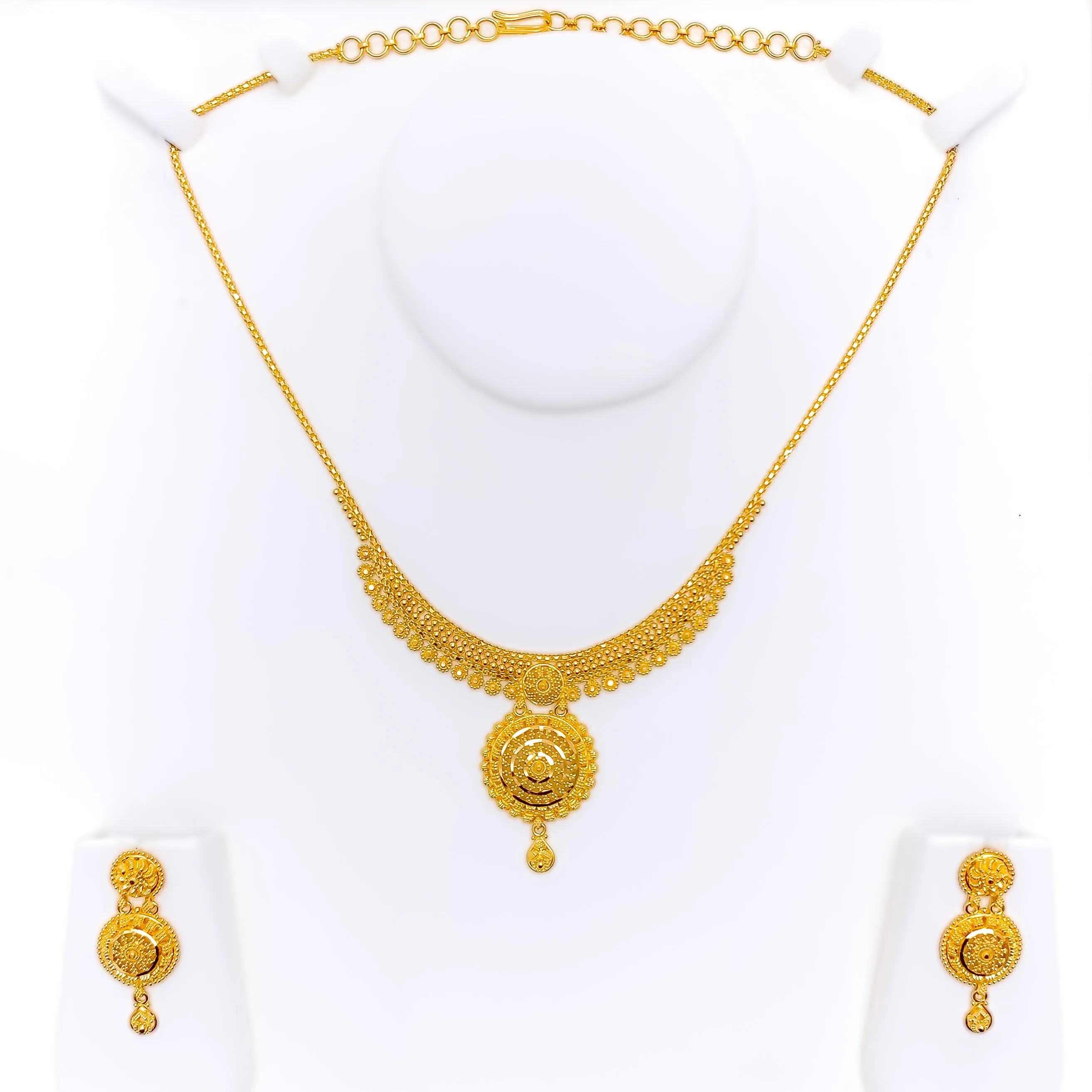 Alluring Elegant 22k Gold Curved Necklace Set