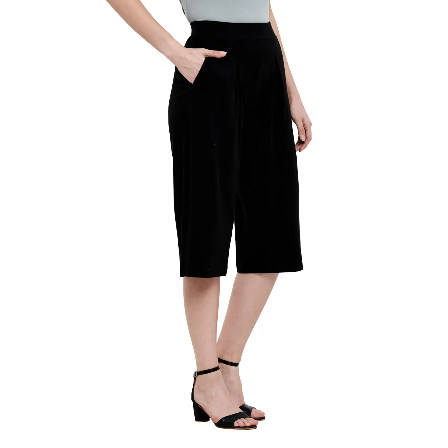 BOX PLEATED CROPPED PANT