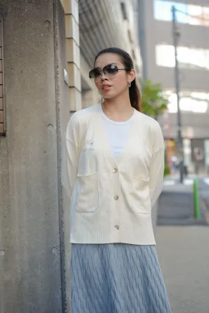 CLASSIC CARDI IN ECRU