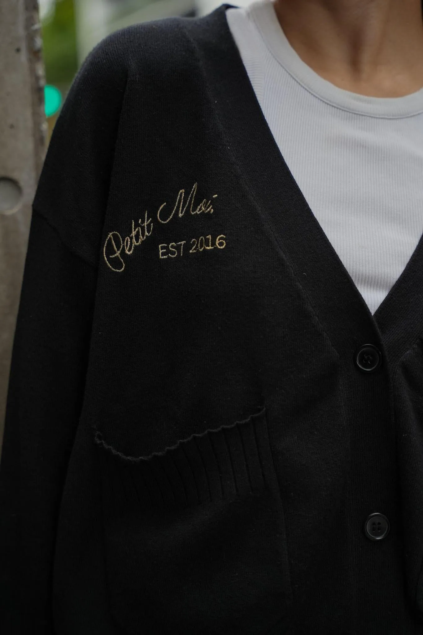 CLASSIC CARDI IN NOIR