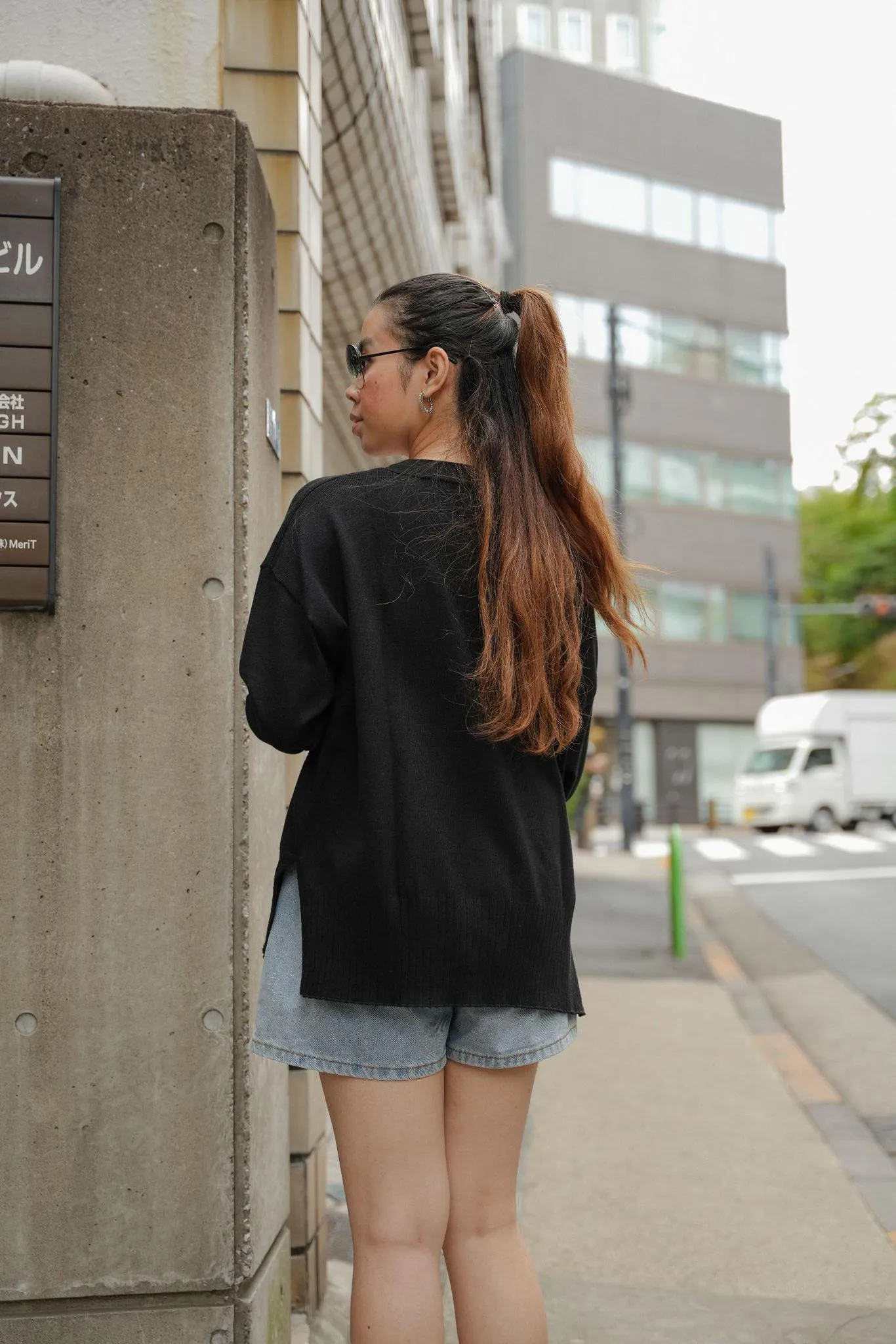 CLASSIC CARDI IN NOIR