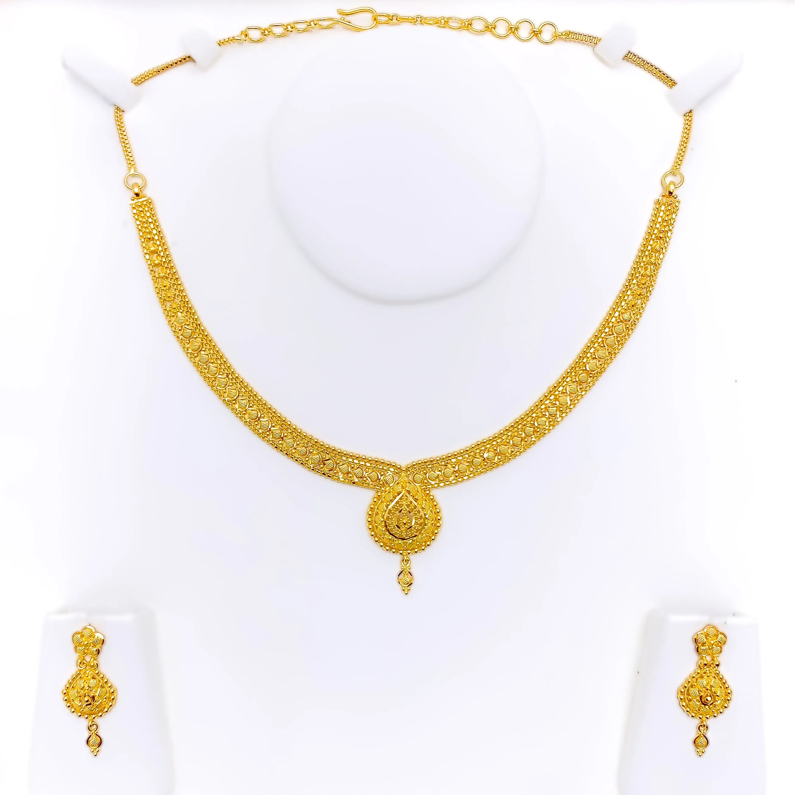 Classic Grandiose 22k Gold Rich Necklace Set