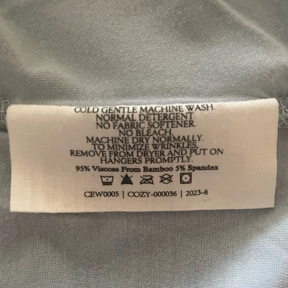 Cozy Earth Bamboo Pajama Top Long Sleeve Light Blue Size Small
