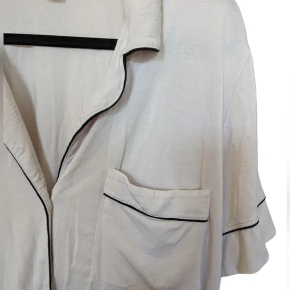 Eberjey light pink with black piping pajama top sz S