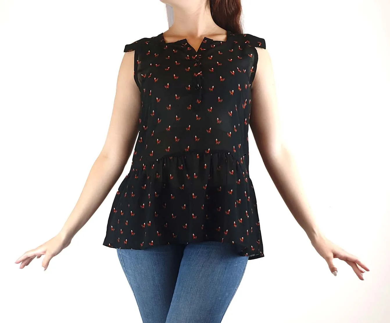 Gaudi black fox print top size M (small fit, best fits size 10)