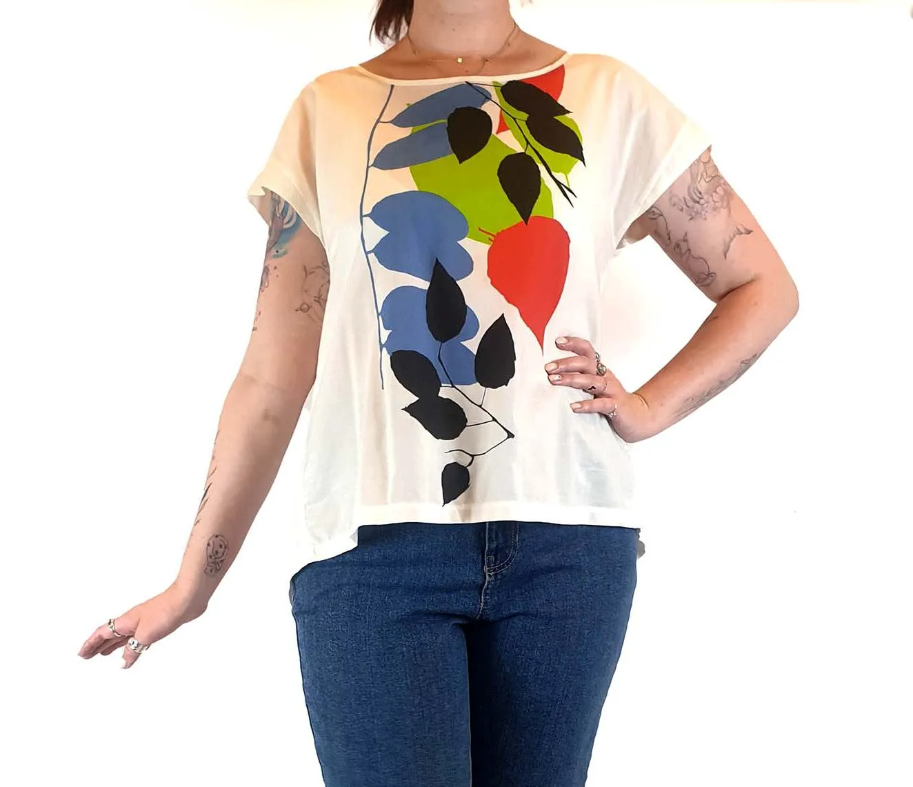 Ginkgo white top with leaf print size 1 (best fits size 12)