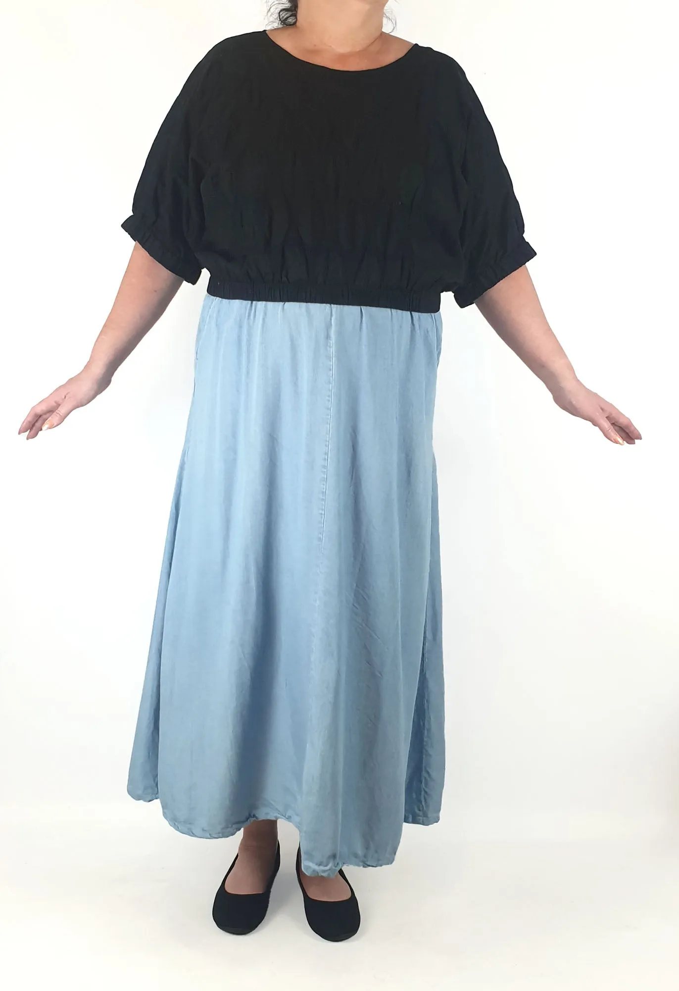 Gorman black top size 16