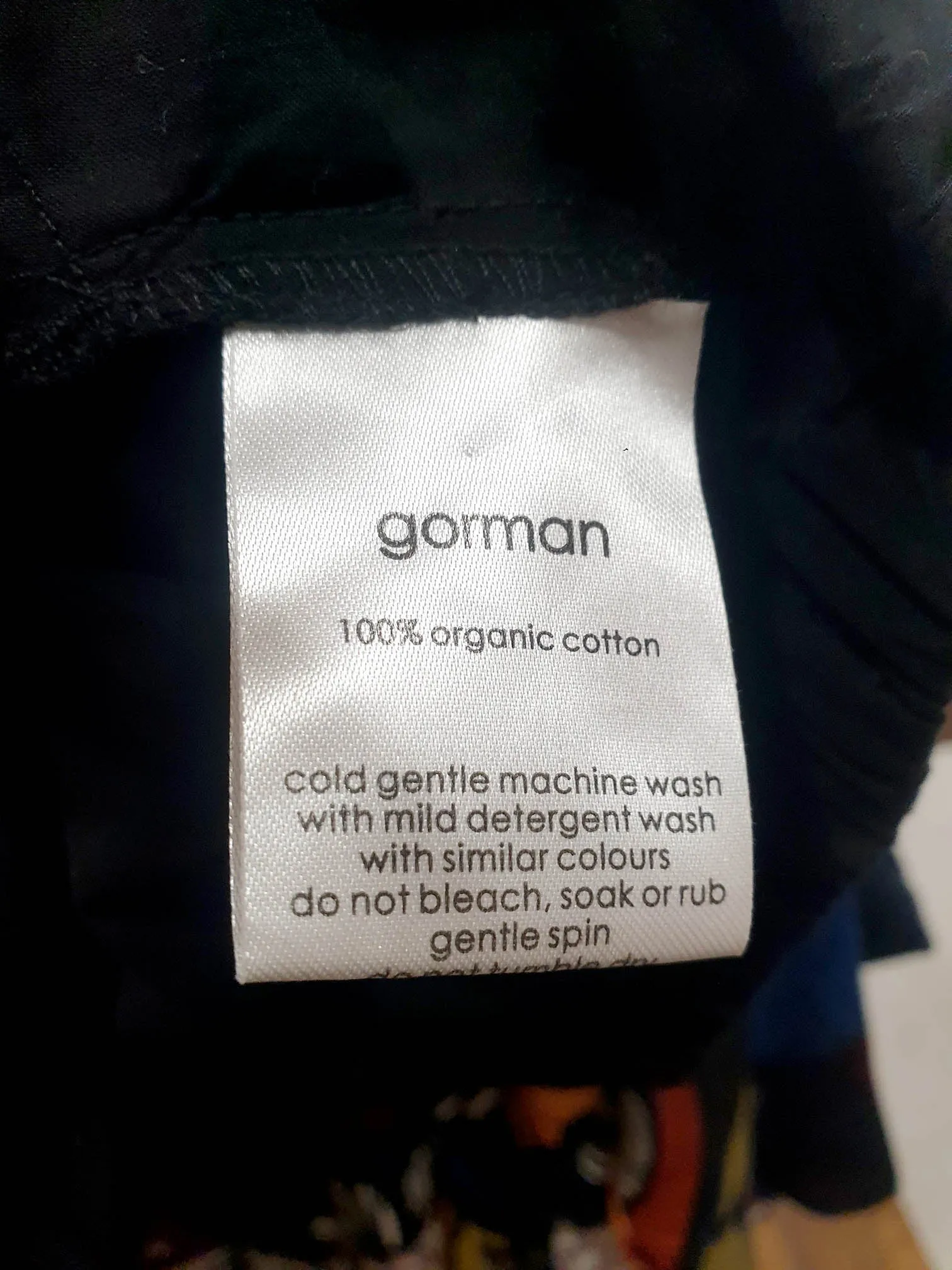 Gorman black top size 16