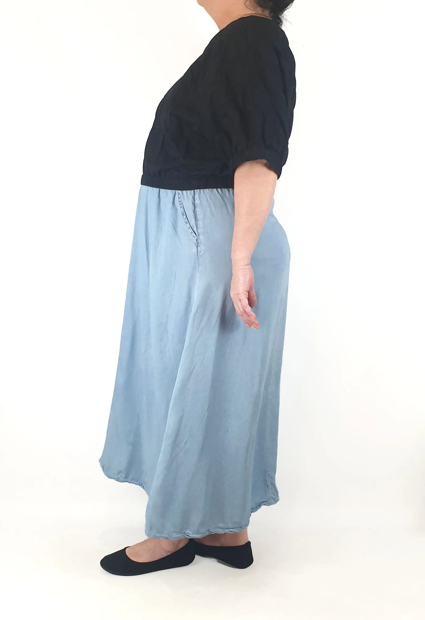 Gorman black top size 16