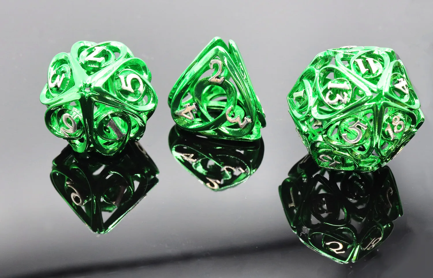 Hollow Hearts: Green - Metal RPG Dice Set