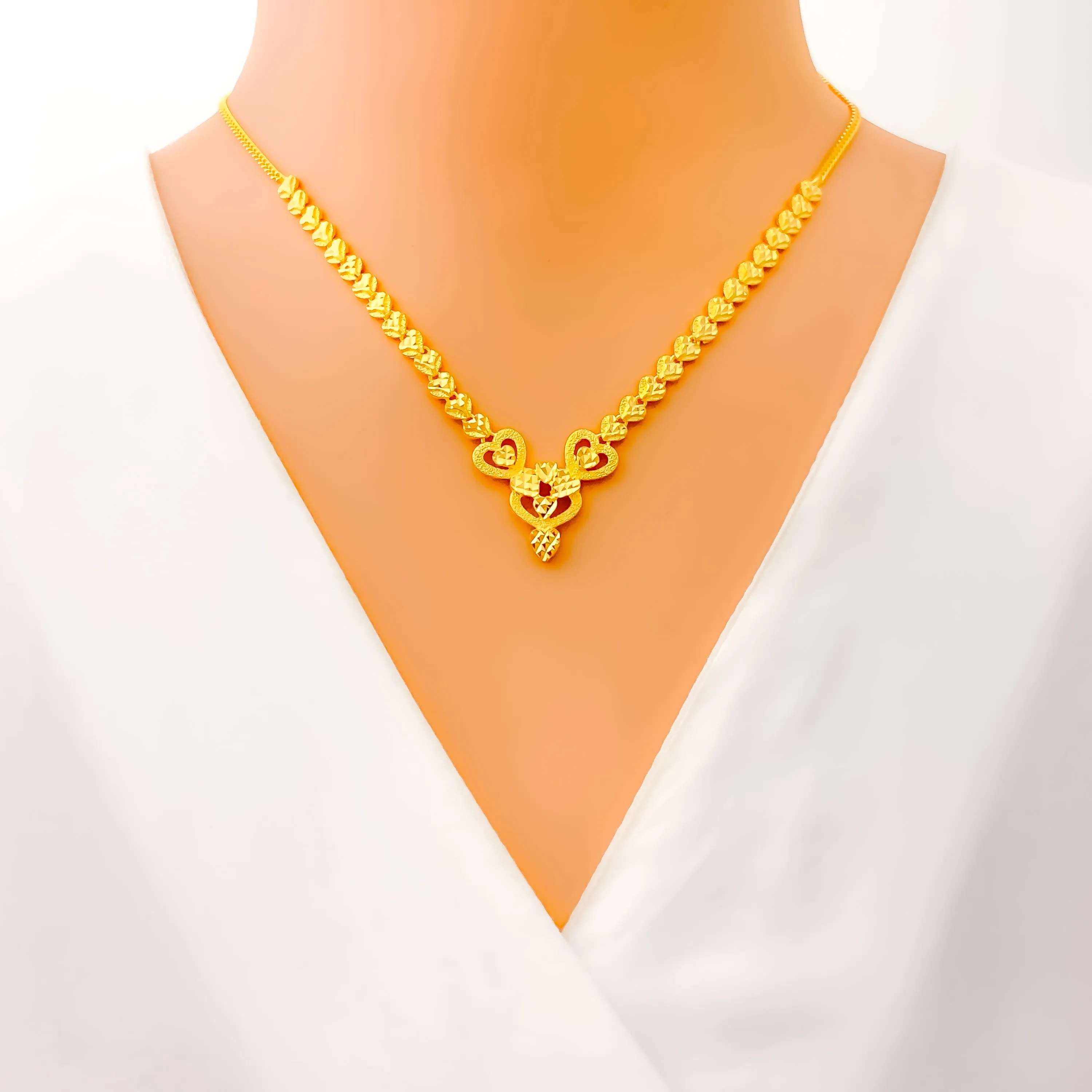 Iconic Interlinked 22K Gold Heart Necklace Set