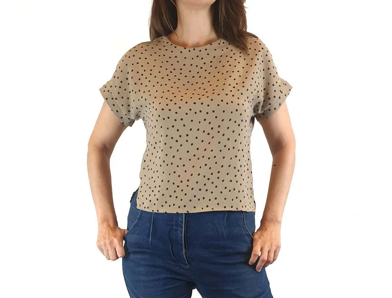 iORA grey polka dot top size S (best fits AU 8)
