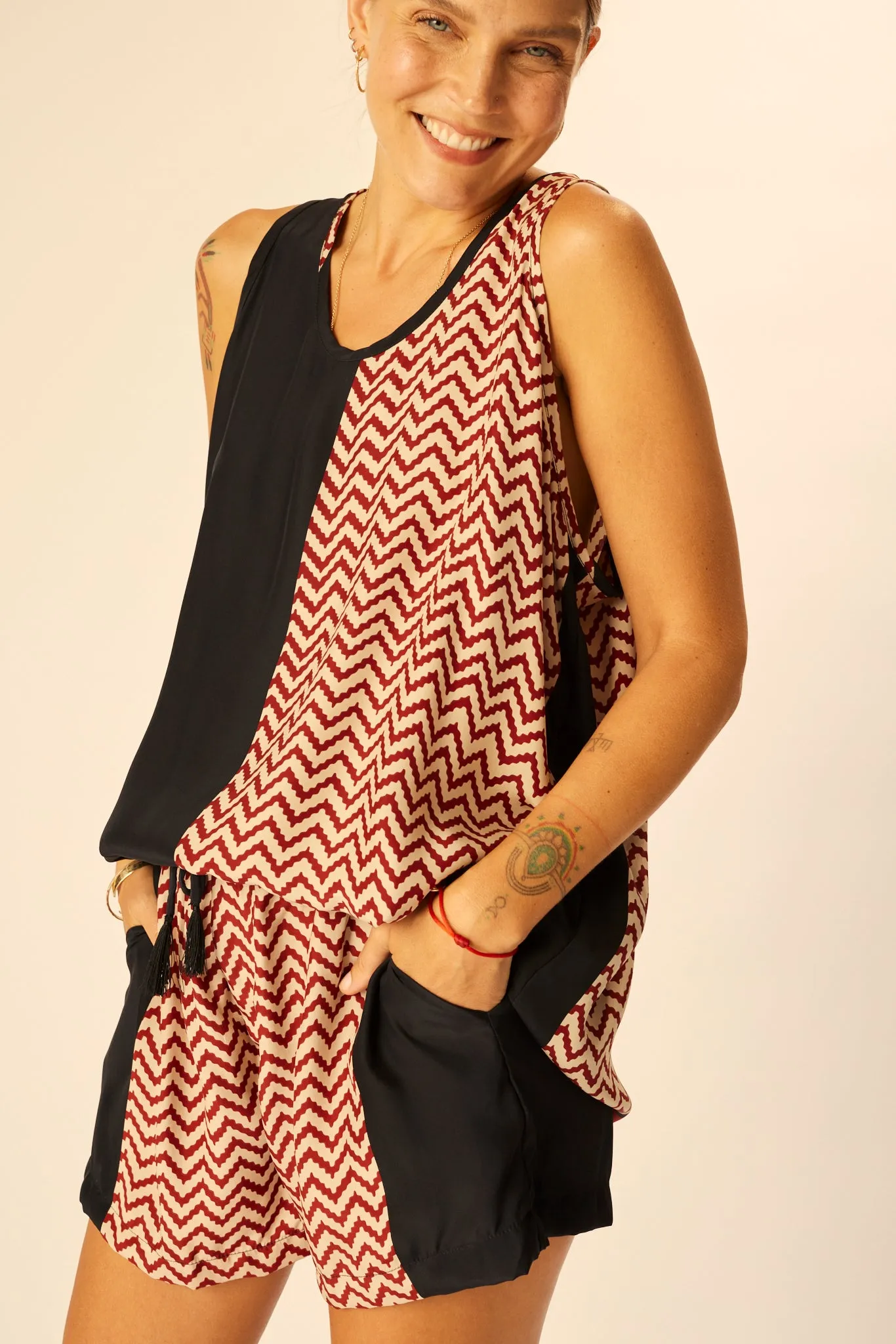 JASPER SHORT