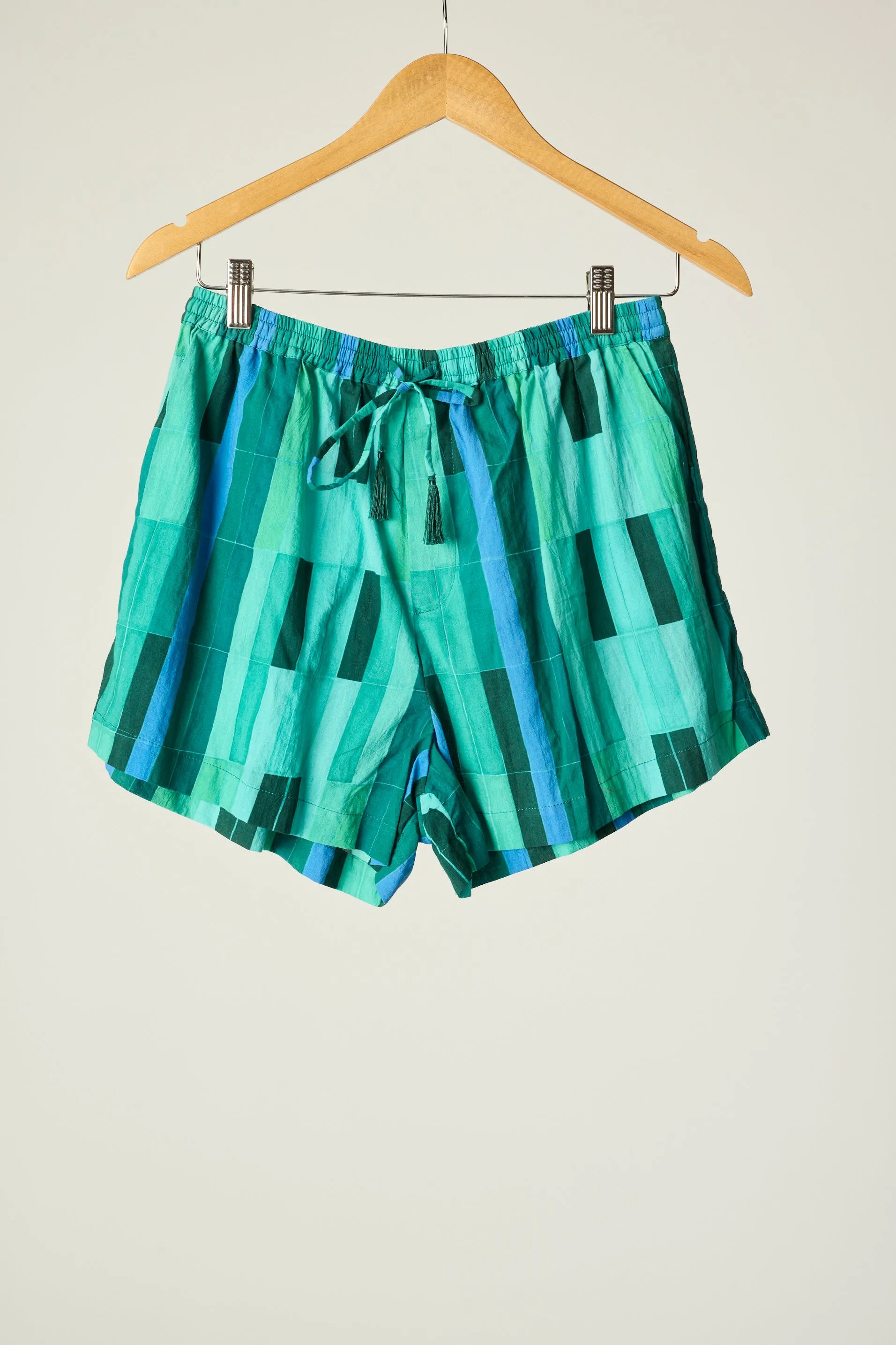 JASPER SHORT