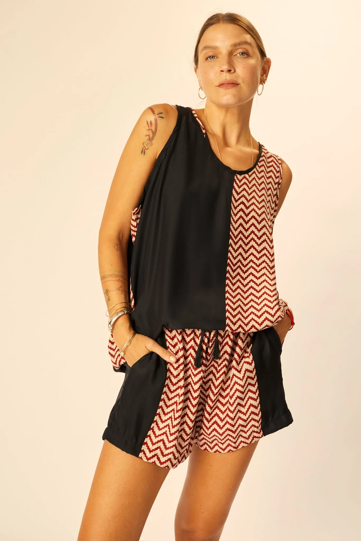 JASPER SHORT