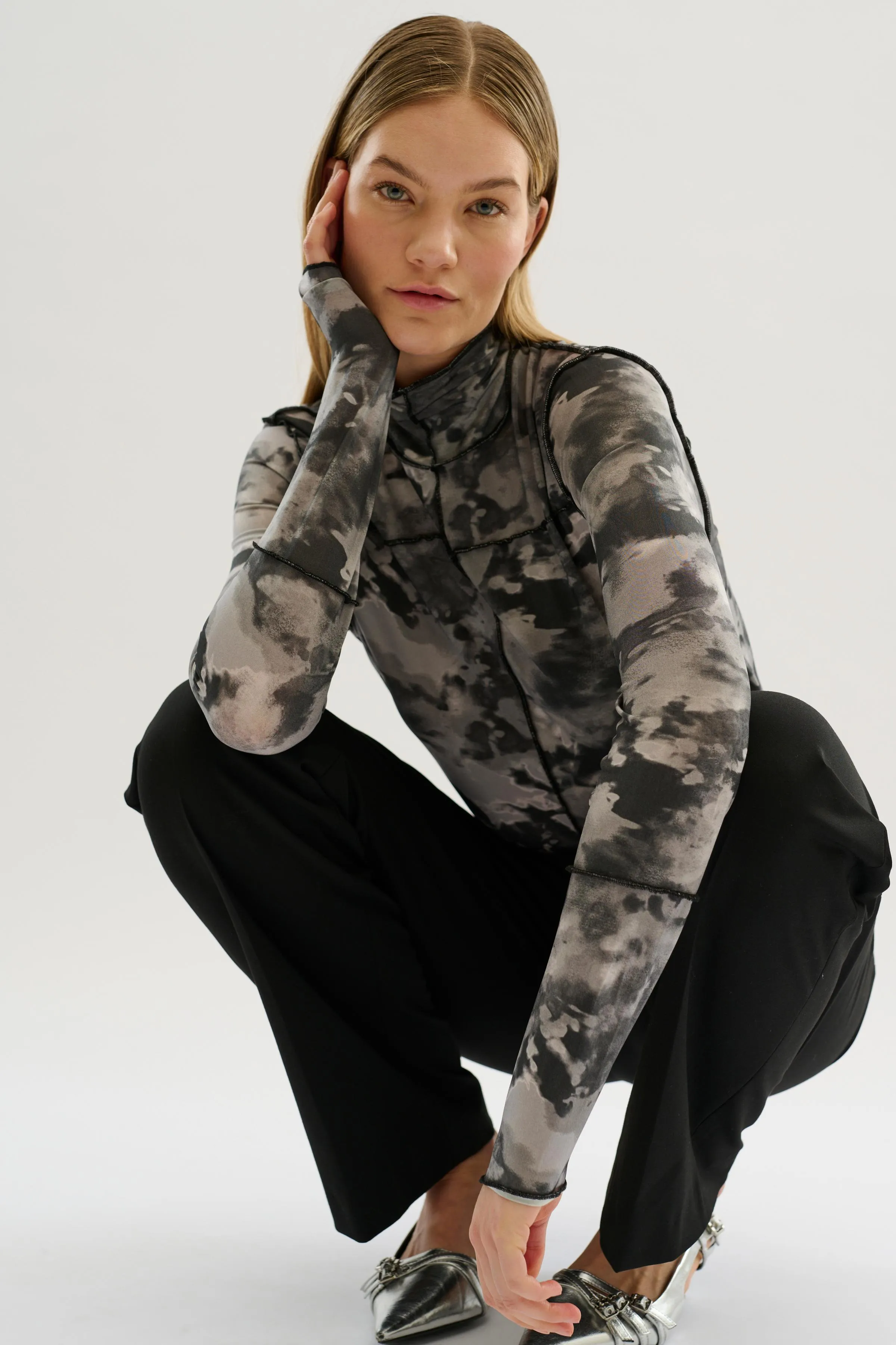 KBS Rosalina Top | Grey Print
