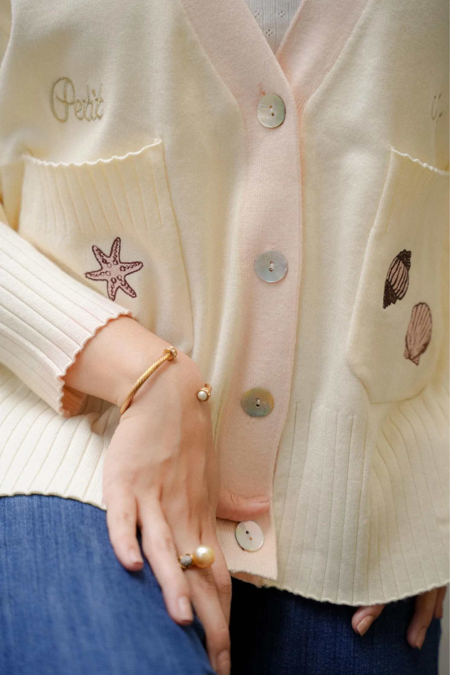 LA SEMAINE CARDI IN SEASHELL (ADULT)
