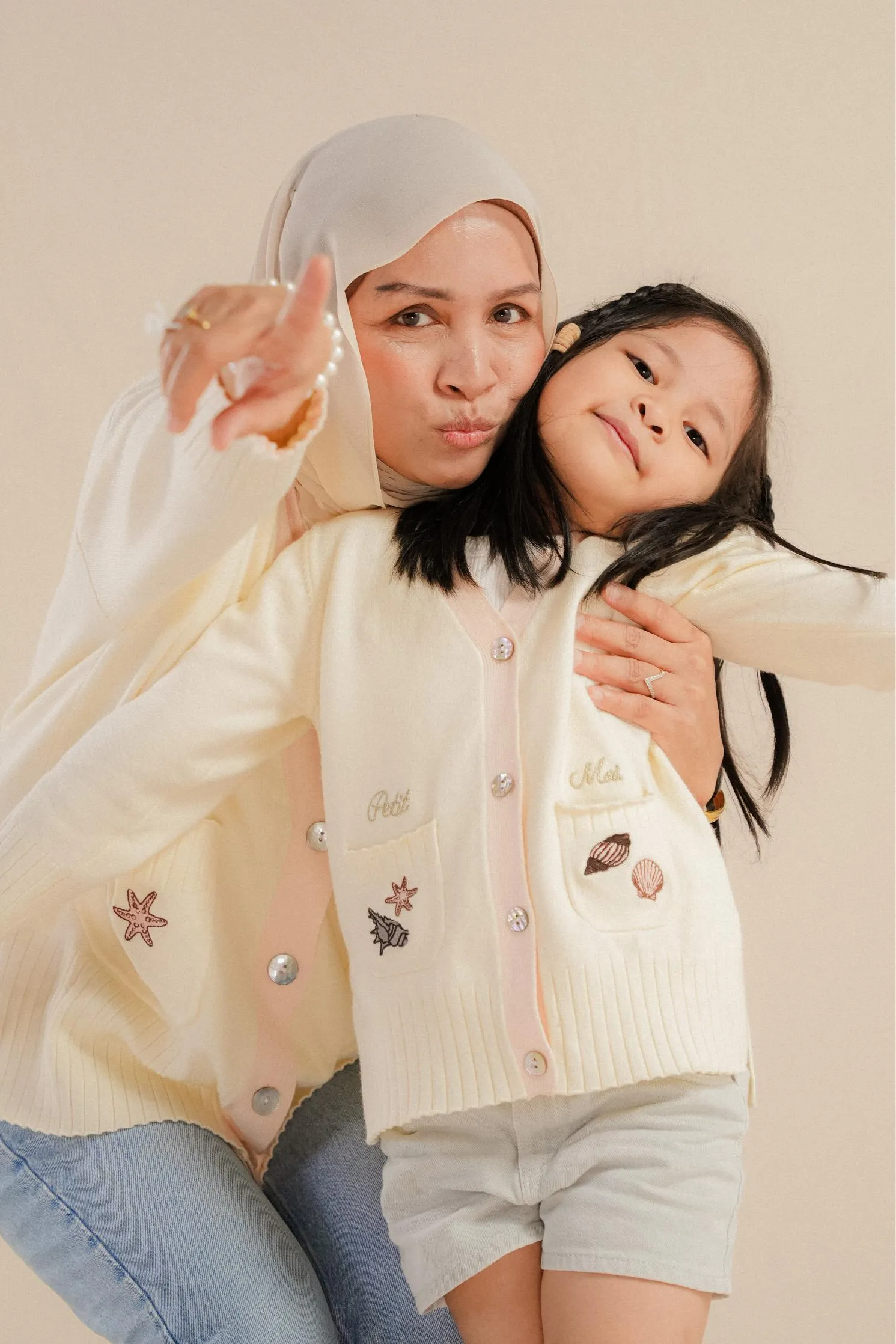 LA SEMAINE CARDI IN SEASHELL (KIDS)