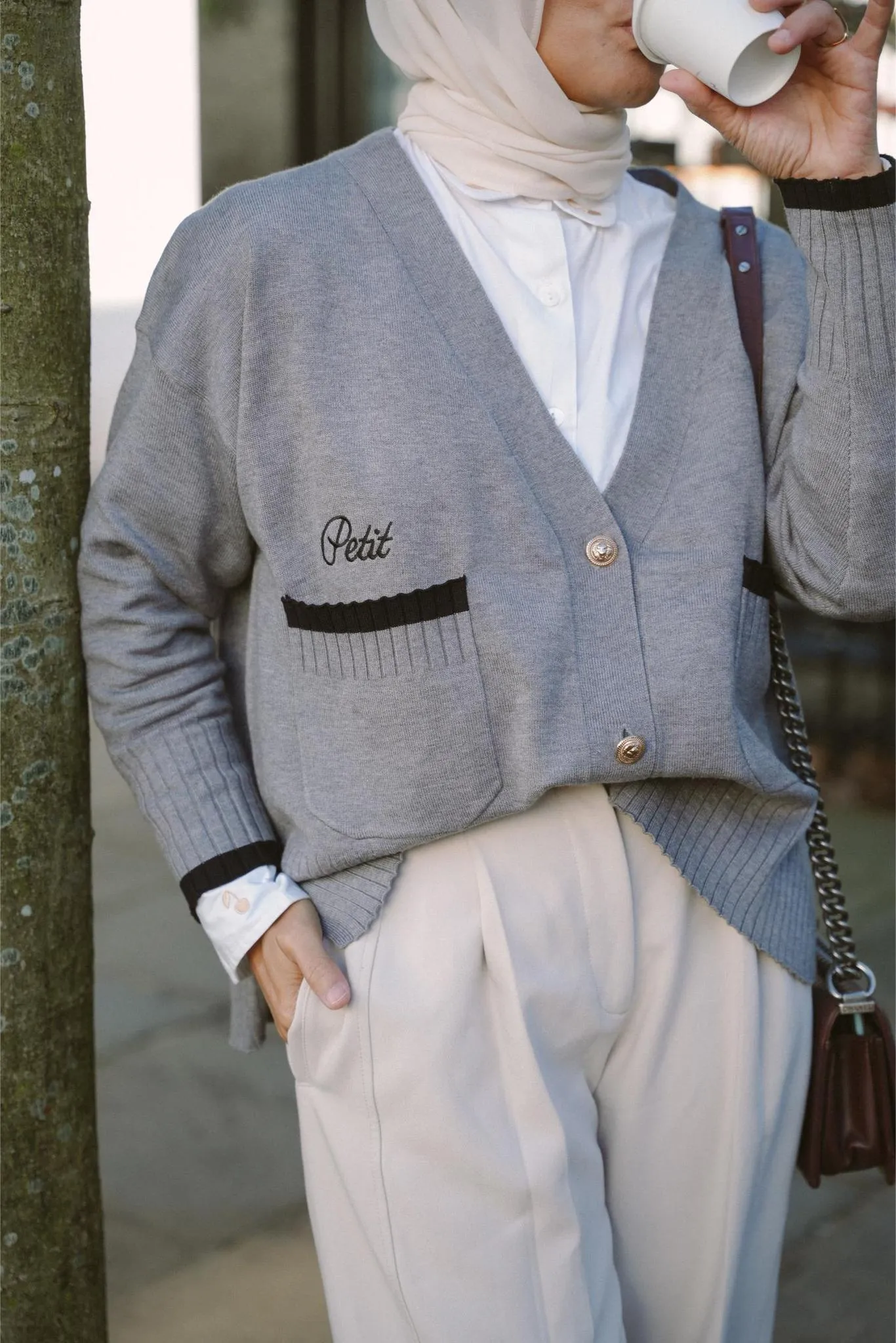 LA SEMAINE CARDIGAN IN GREY