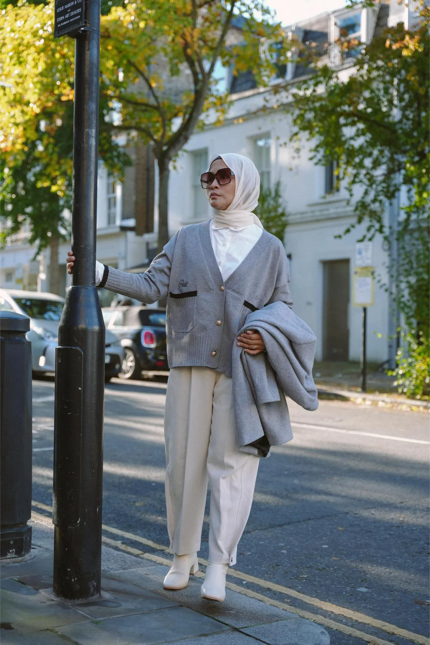 LA SEMAINE CARDIGAN IN GREY