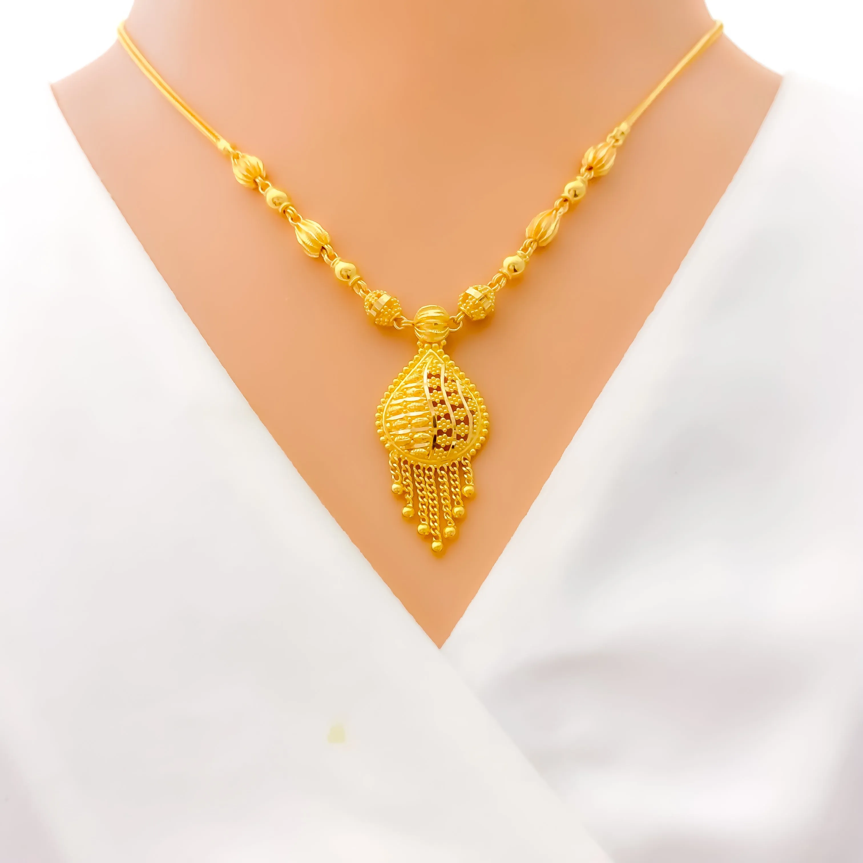 Lavish Drop 22k Gold Necklace Set