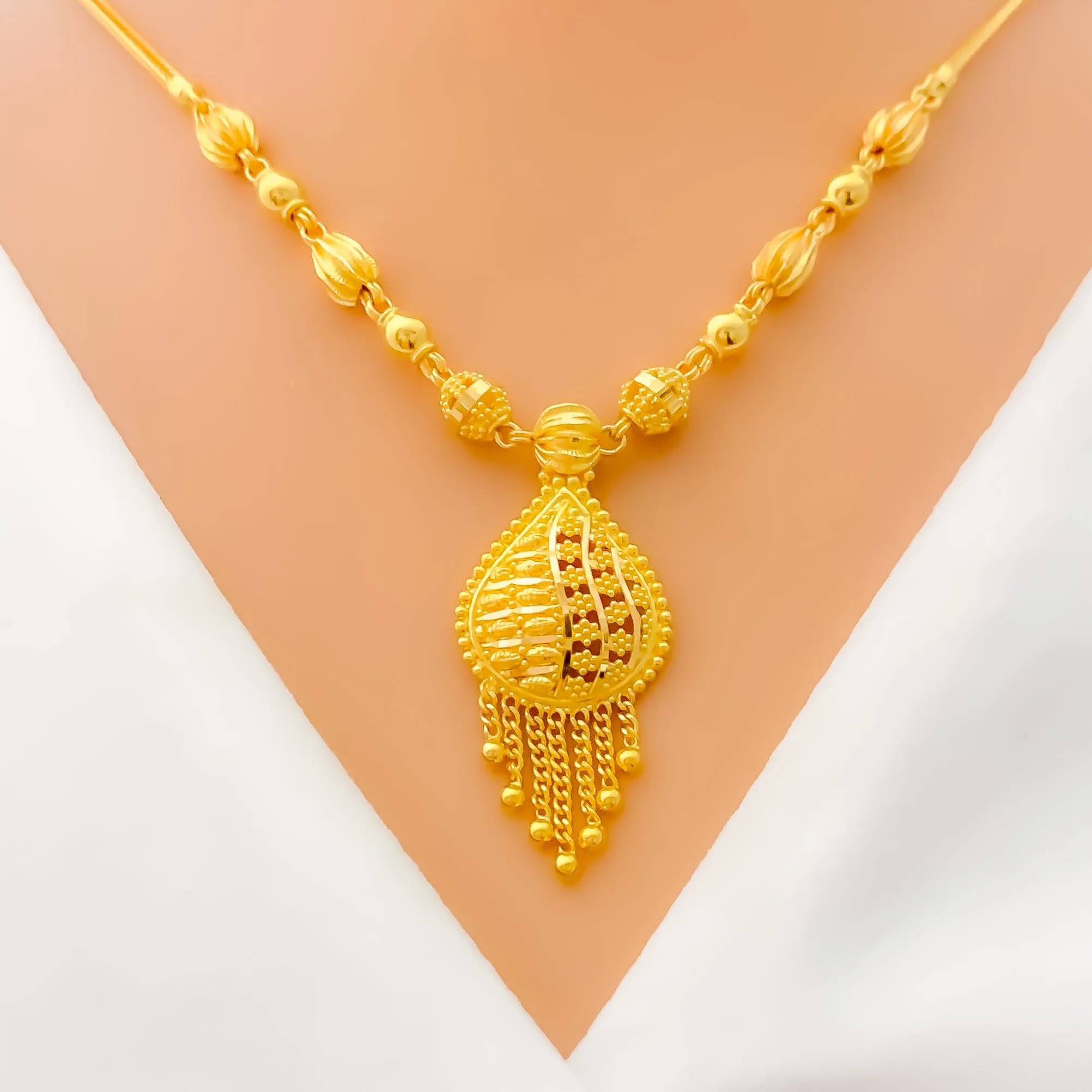 Lavish Drop 22k Gold Necklace Set