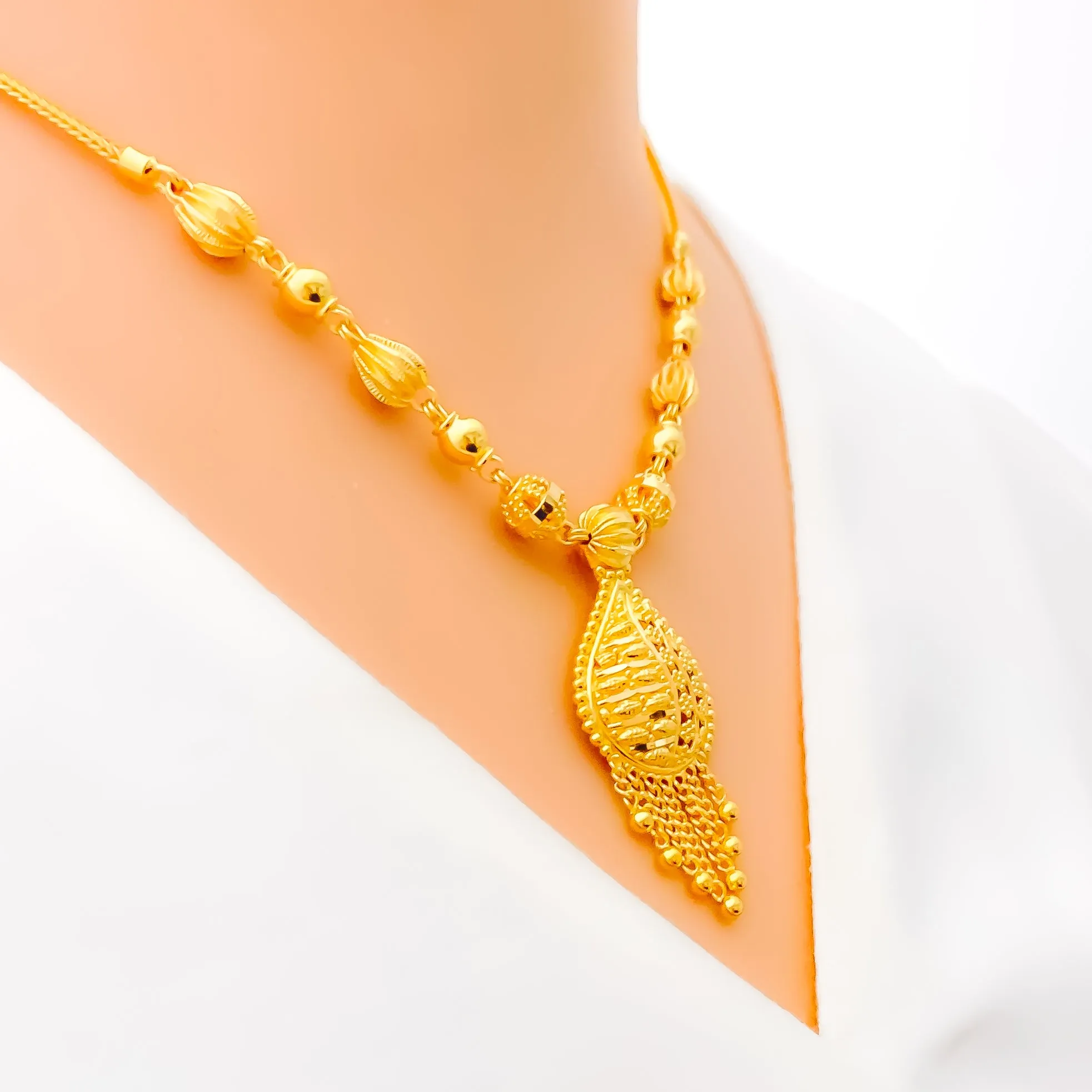 Lavish Drop 22k Gold Necklace Set