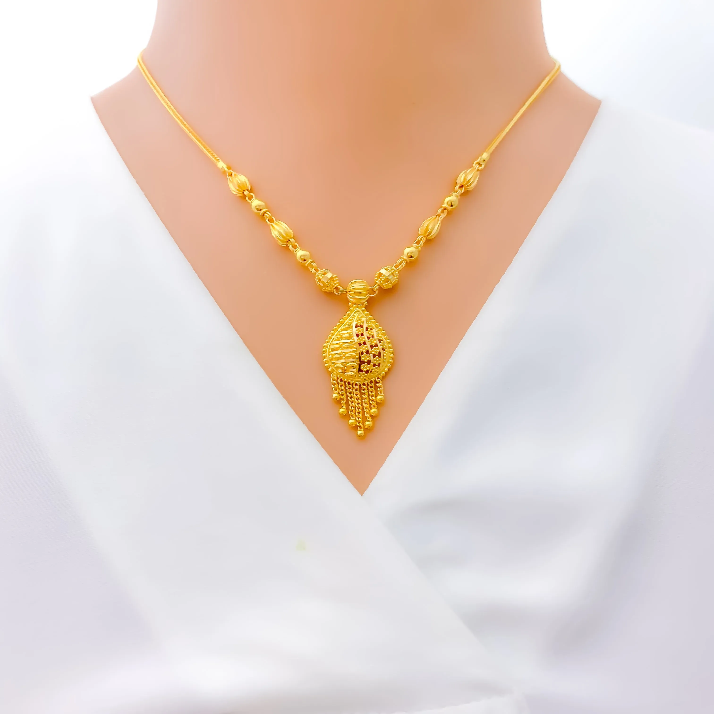 Lavish Drop 22k Gold Necklace Set