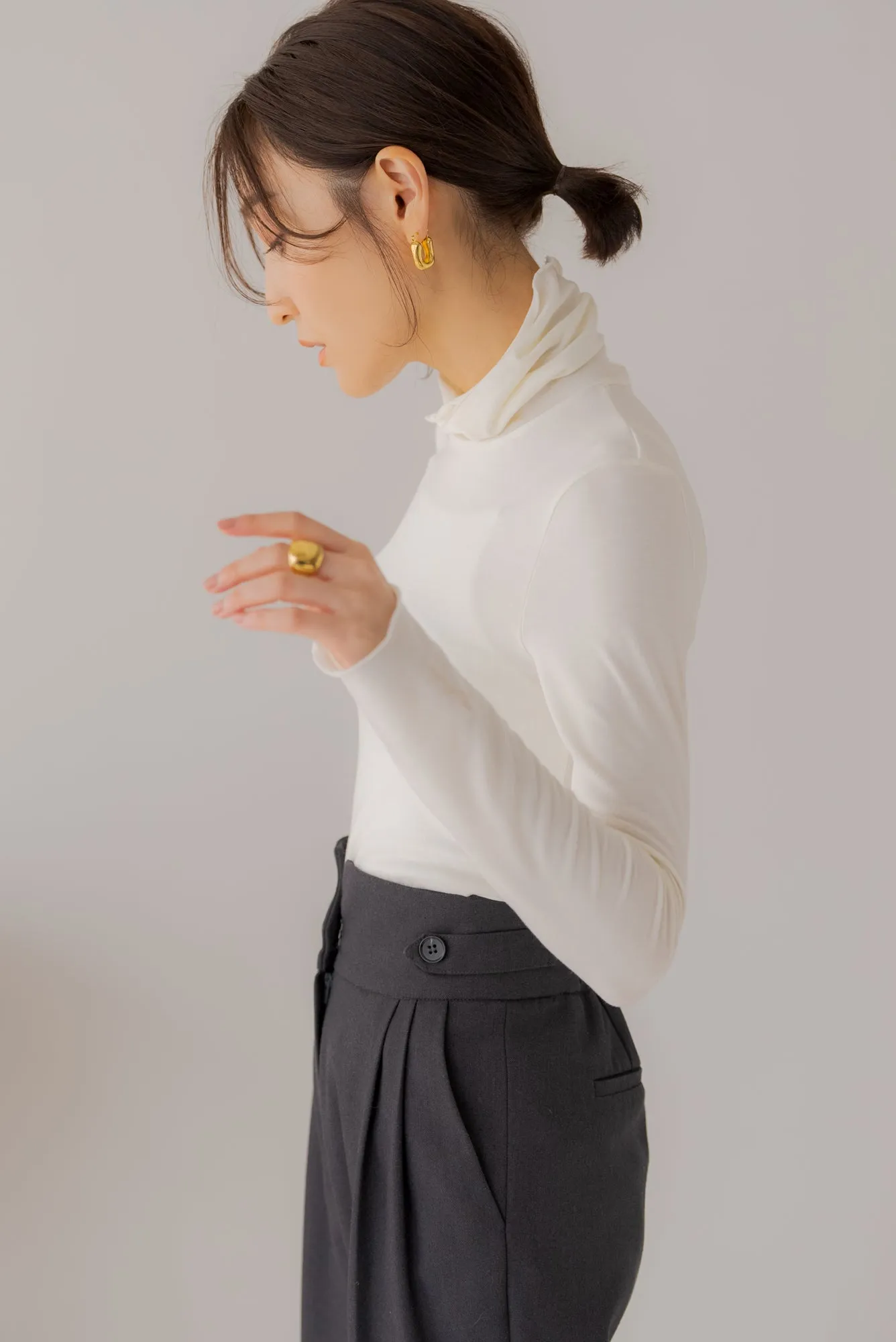 ロゴ入りストレッチウォーマートップス｜LOGO STRETCH WARMER TOPS