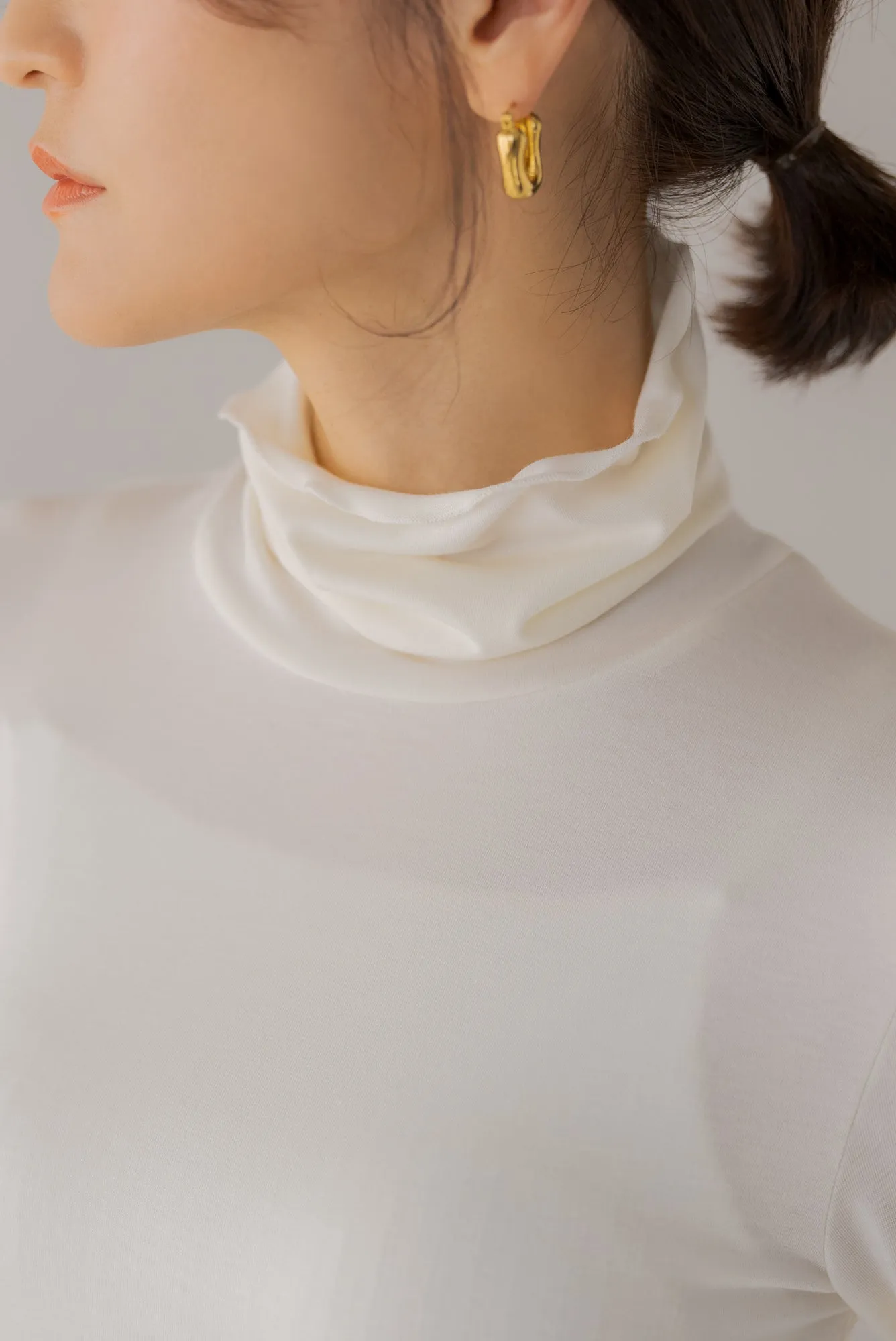 ロゴ入りストレッチウォーマートップス｜LOGO STRETCH WARMER TOPS