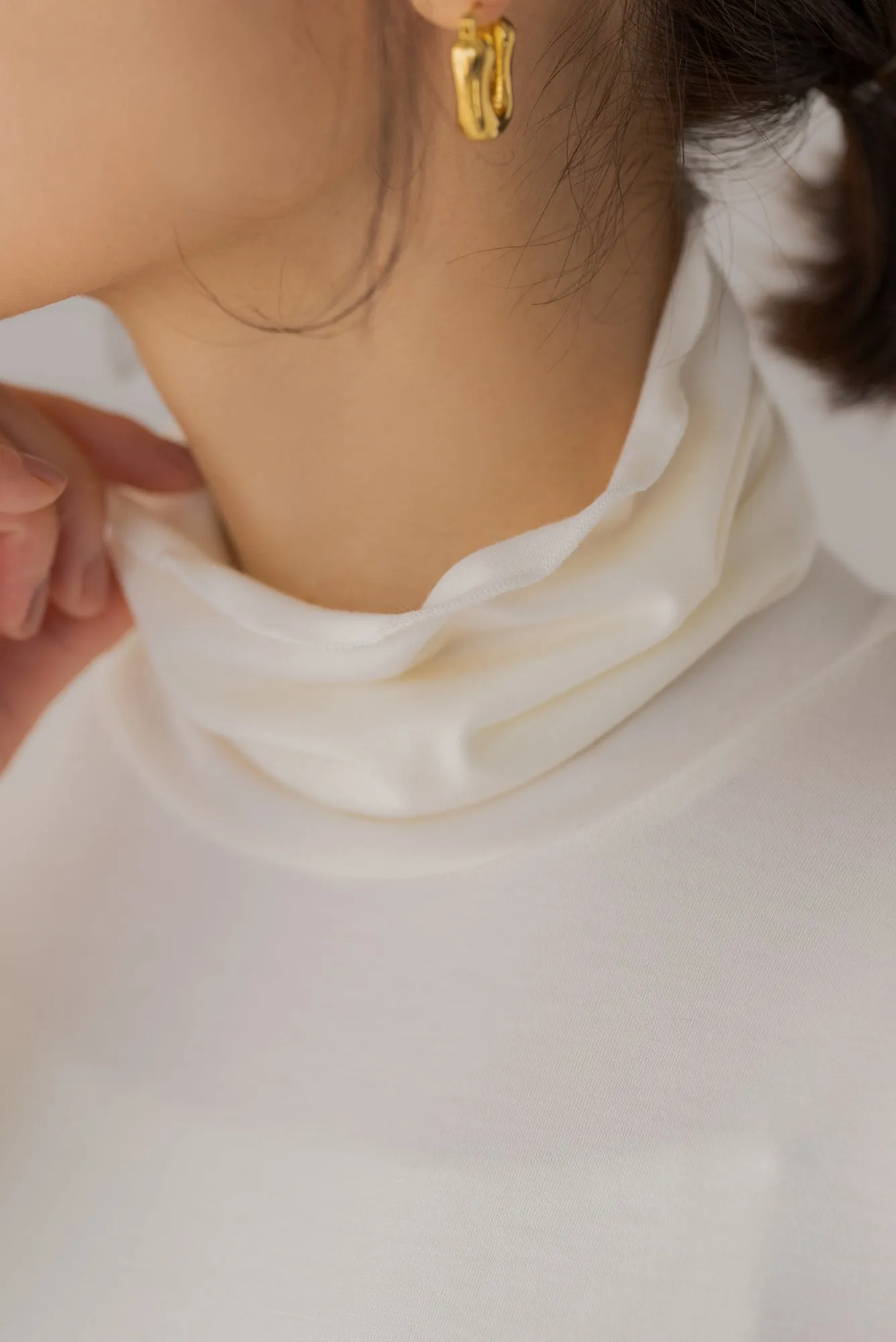ロゴ入りストレッチウォーマートップス｜LOGO STRETCH WARMER TOPS