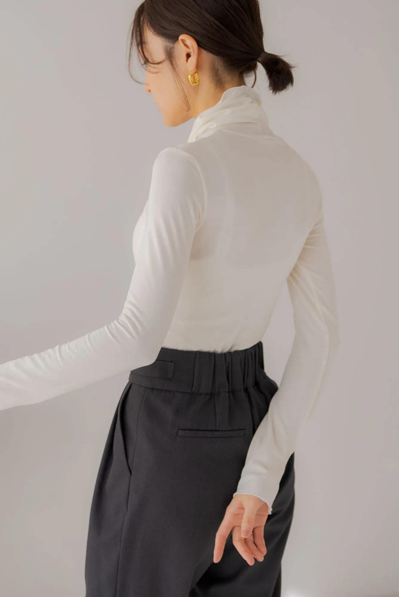 ロゴ入りストレッチウォーマートップス｜LOGO STRETCH WARMER TOPS