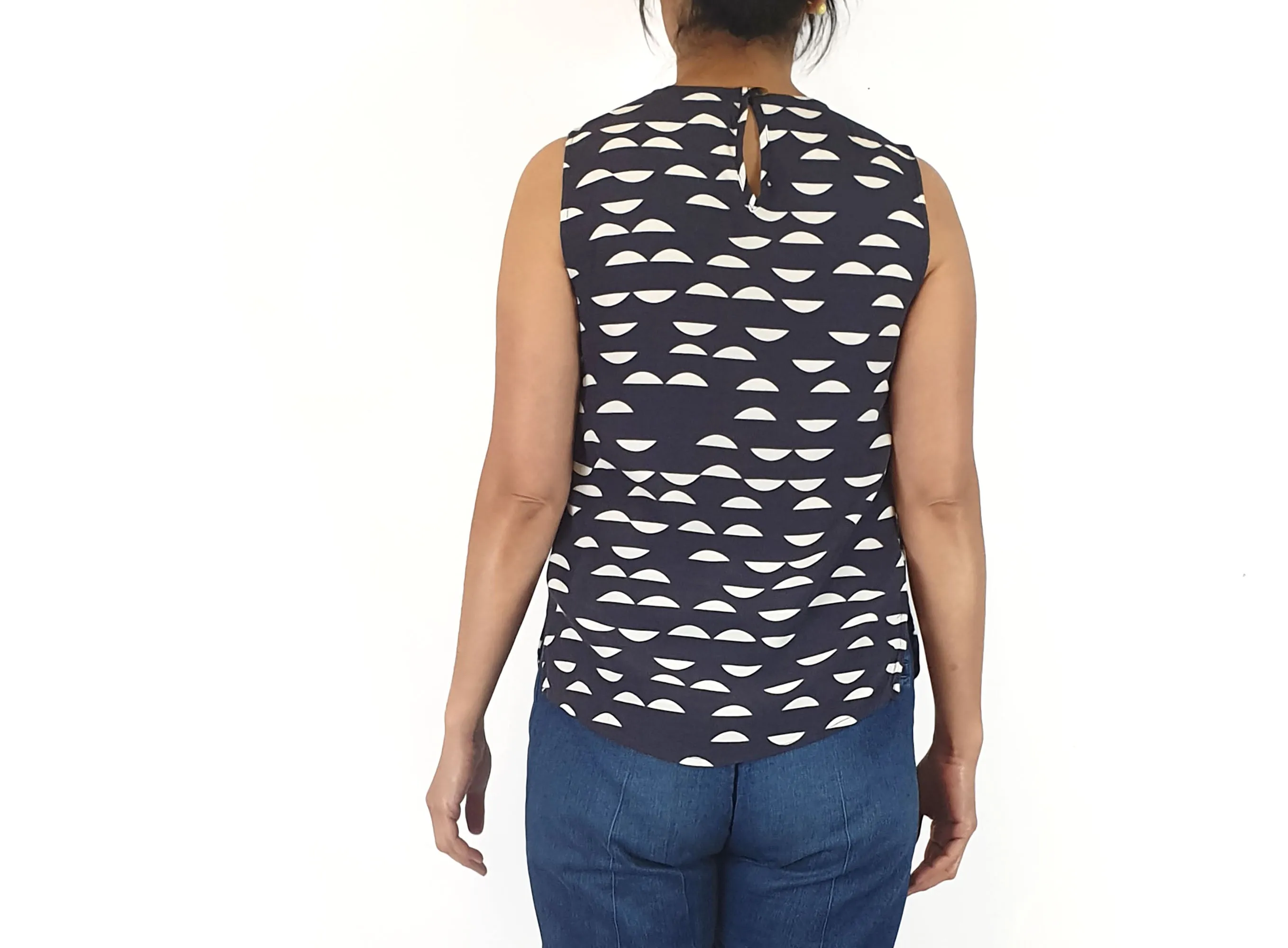 Mister Zimi navy unique print top size 10