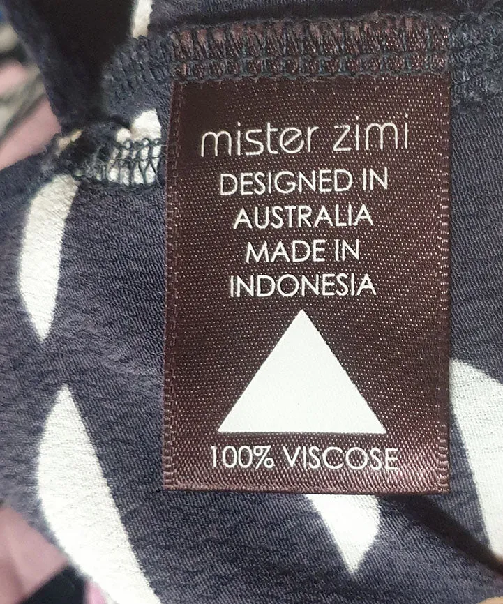 Mister Zimi navy unique print top size 10