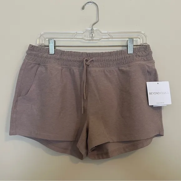 NWT Beyond Yoga Worked Up Shorts
