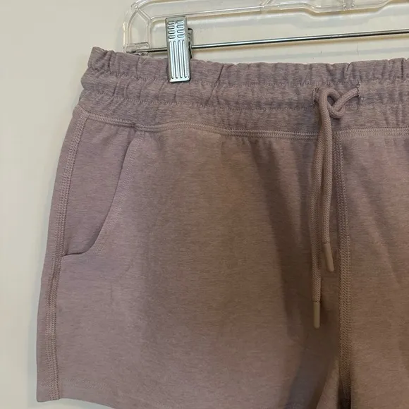NWT Beyond Yoga Worked Up Shorts