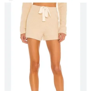 NWT L’Acadamie Harley Knit Shorts in Natural Size S