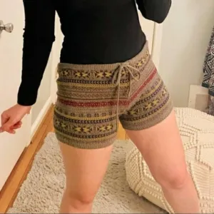 NWT Line &amp; Dot Fair Isle Cashmere Blend Knit Shorts Size L