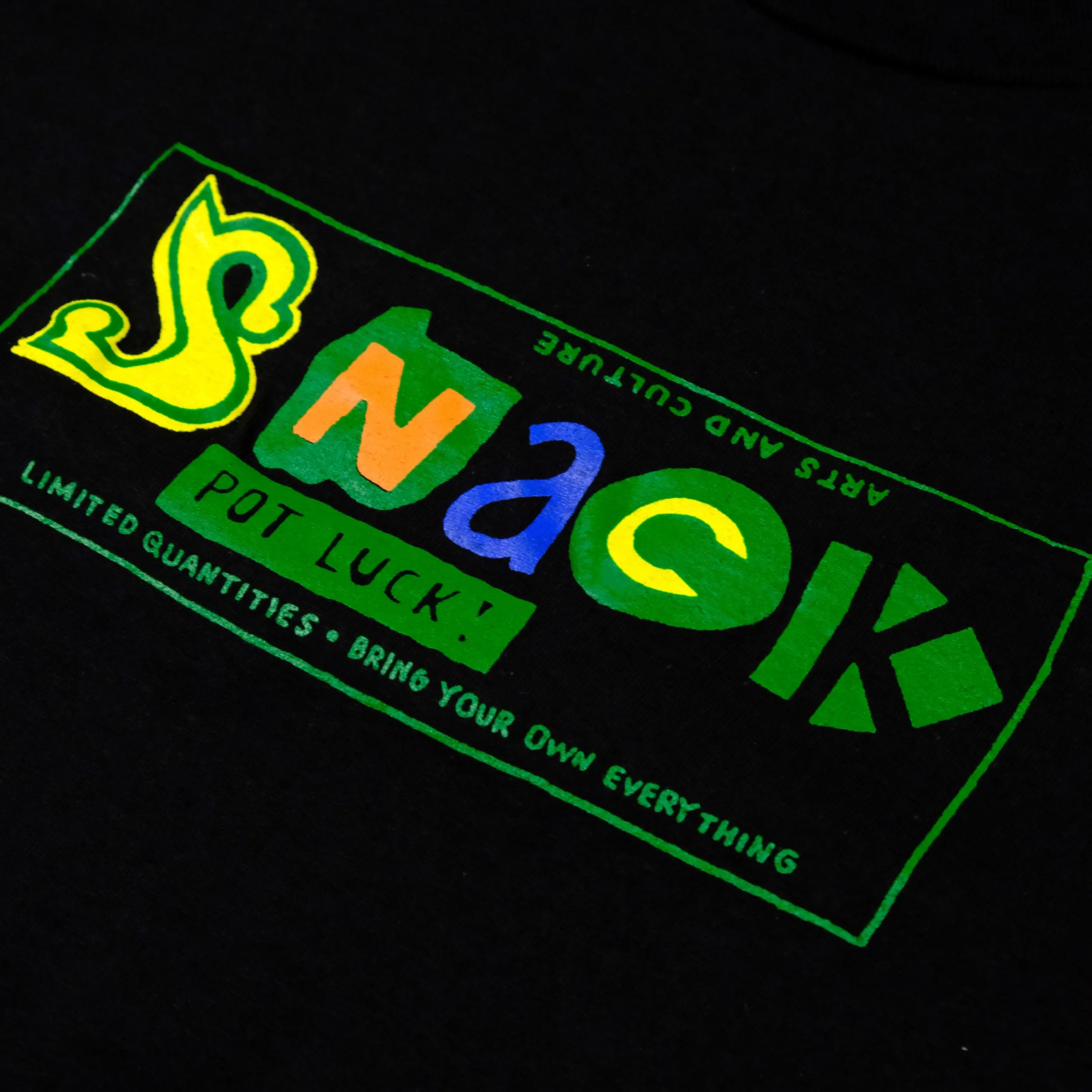 POT LUCK TEE - BLACK
