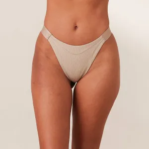 Ribbed Mindful String - Beige