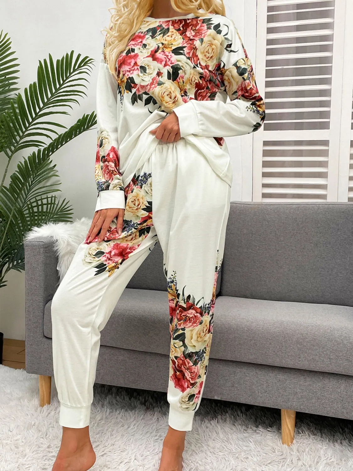 Rose Bud Lounge Set