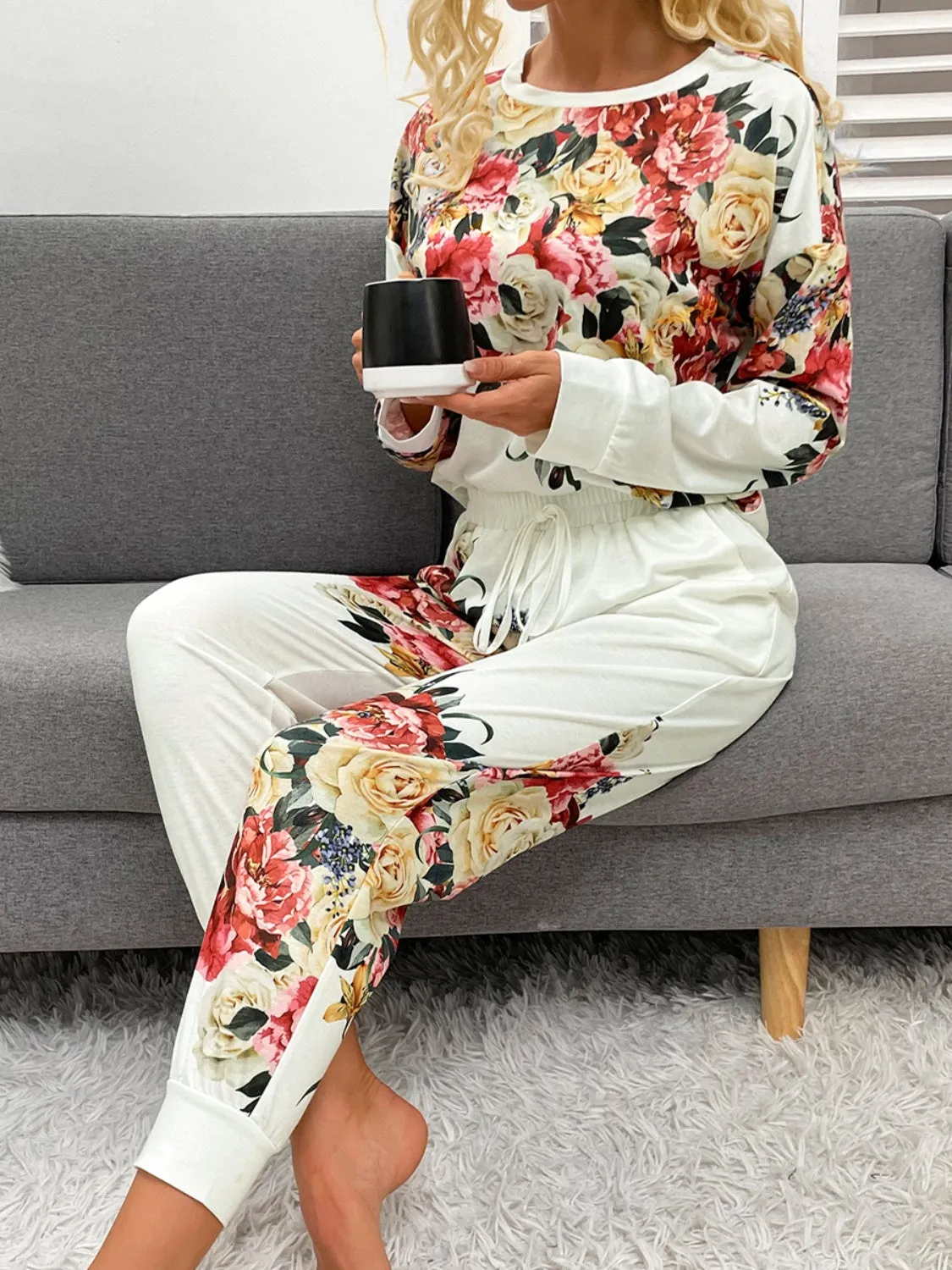 Rose Bud Lounge Set