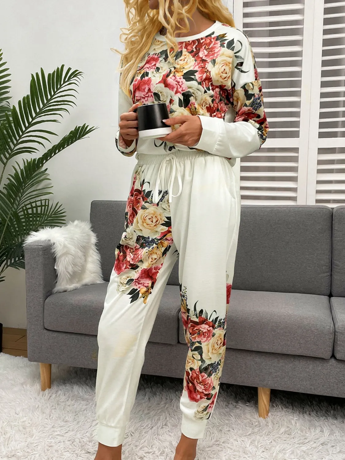 Rose Bud Lounge Set