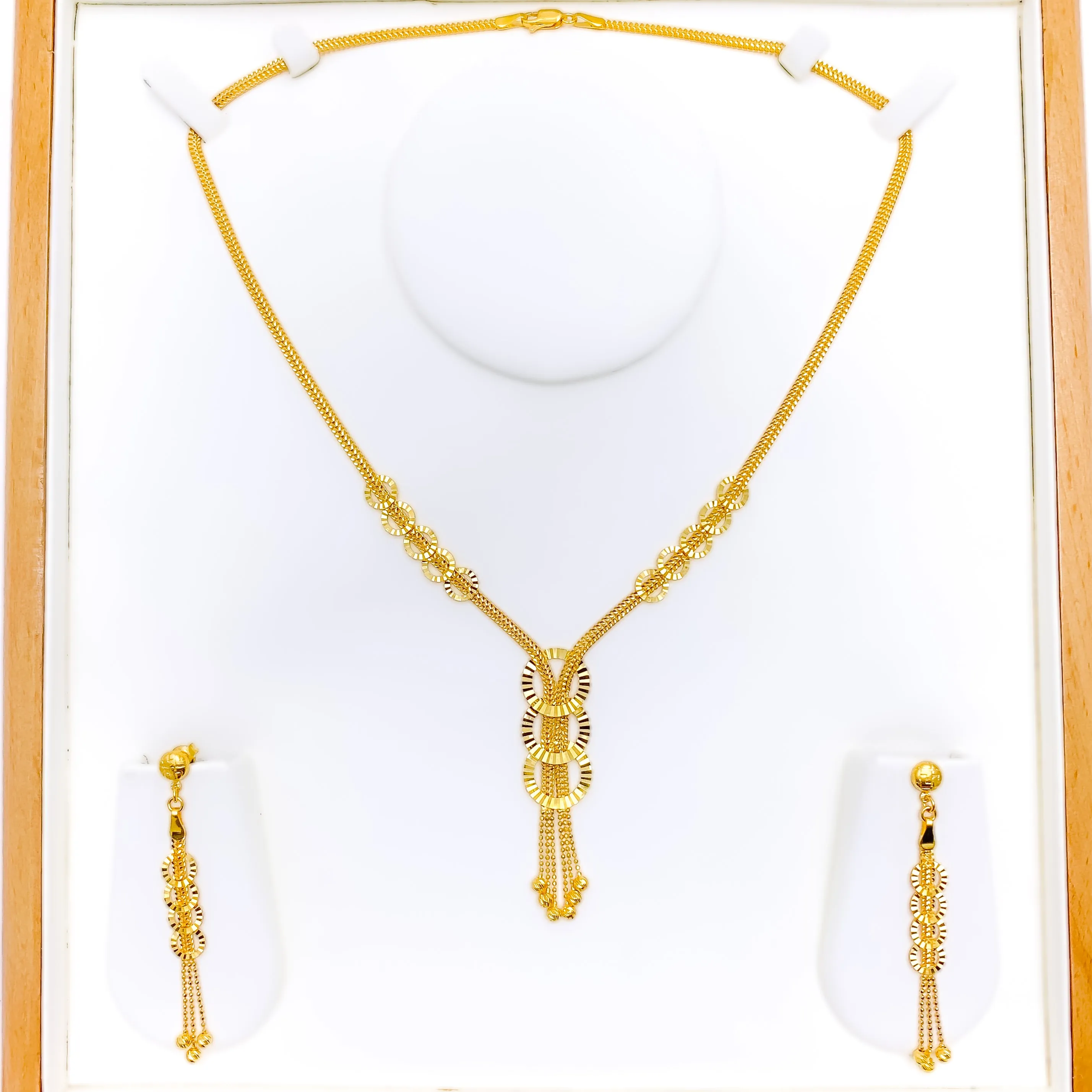 Shimmering Trendy 22K Gold Halo Necklace Set