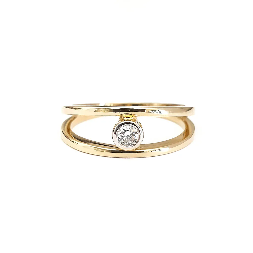 Split Band Yellow Gold Tube Set Diamond Ring