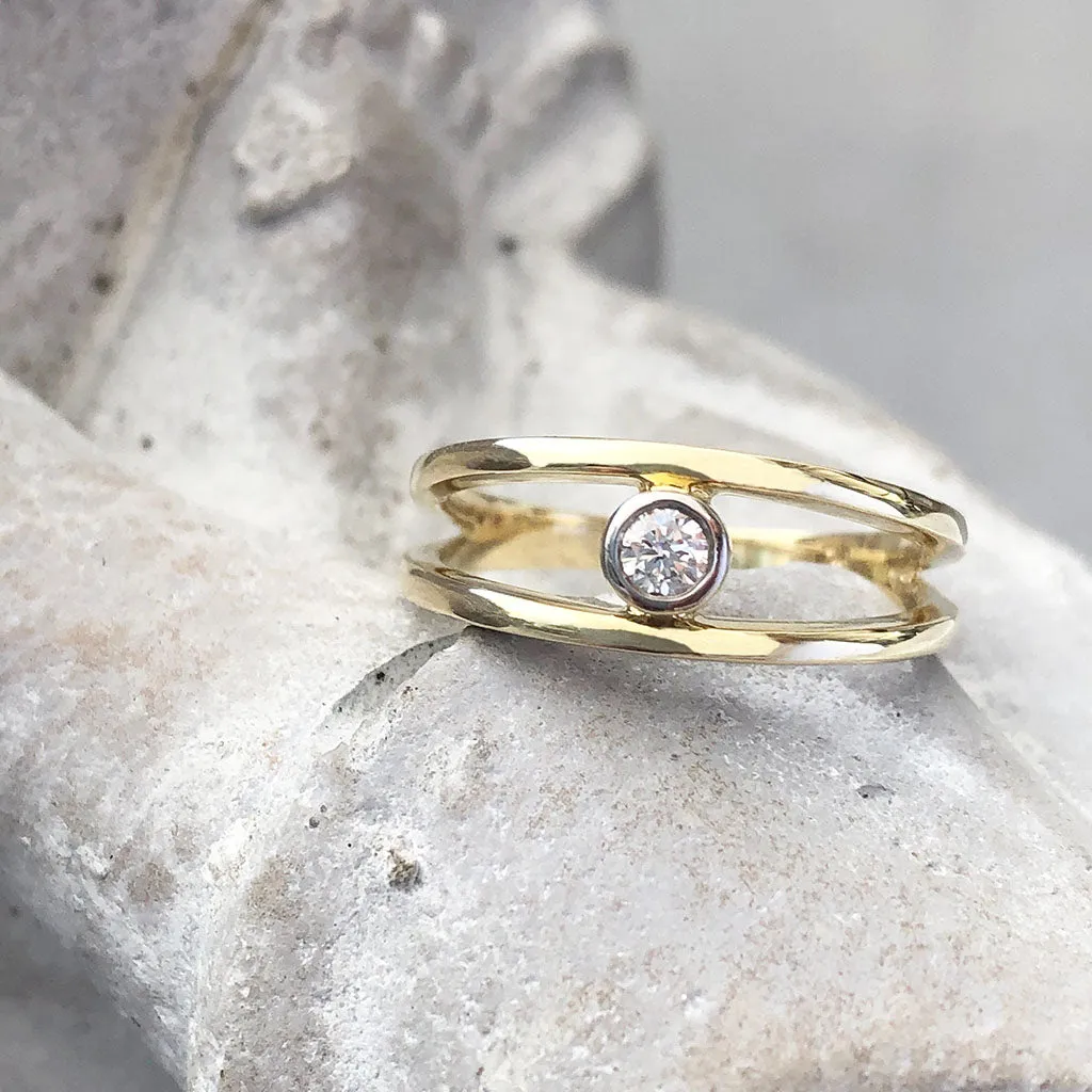 Split Band Yellow Gold Tube Set Diamond Ring