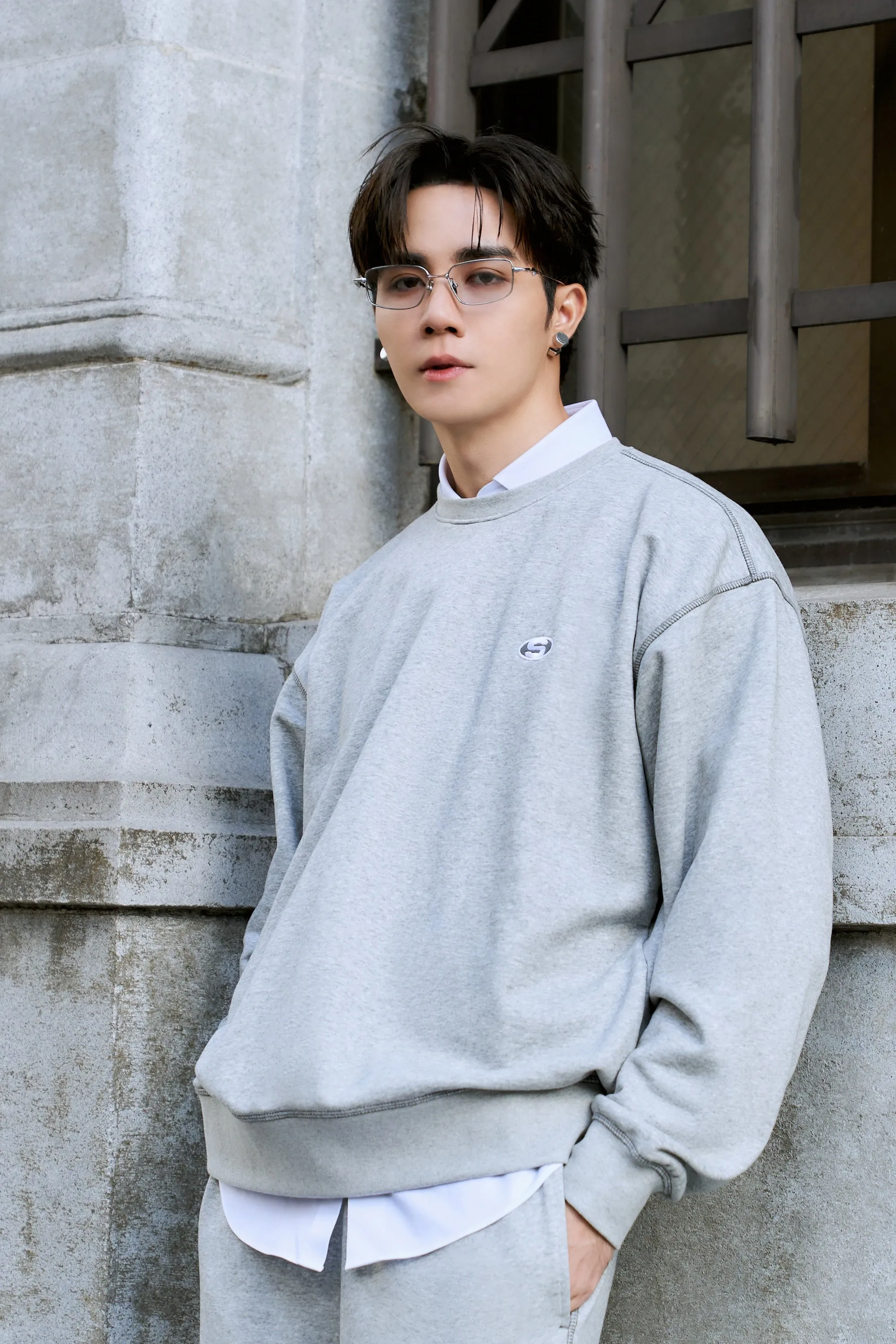 SUPER SUN SWEATERS