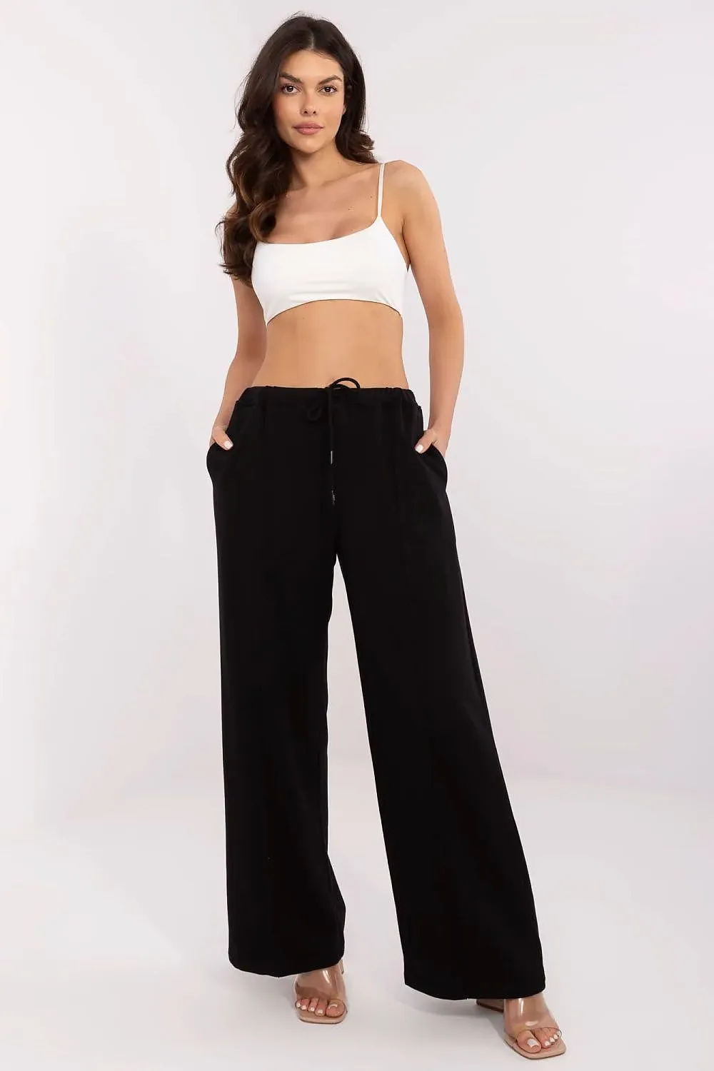 Sweatpants with a casual character