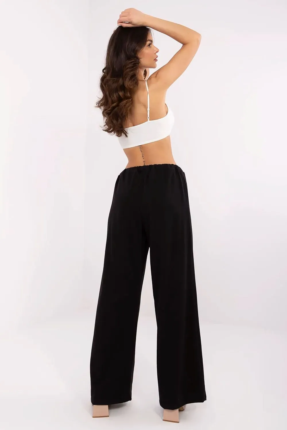 Sweatpants with a casual character